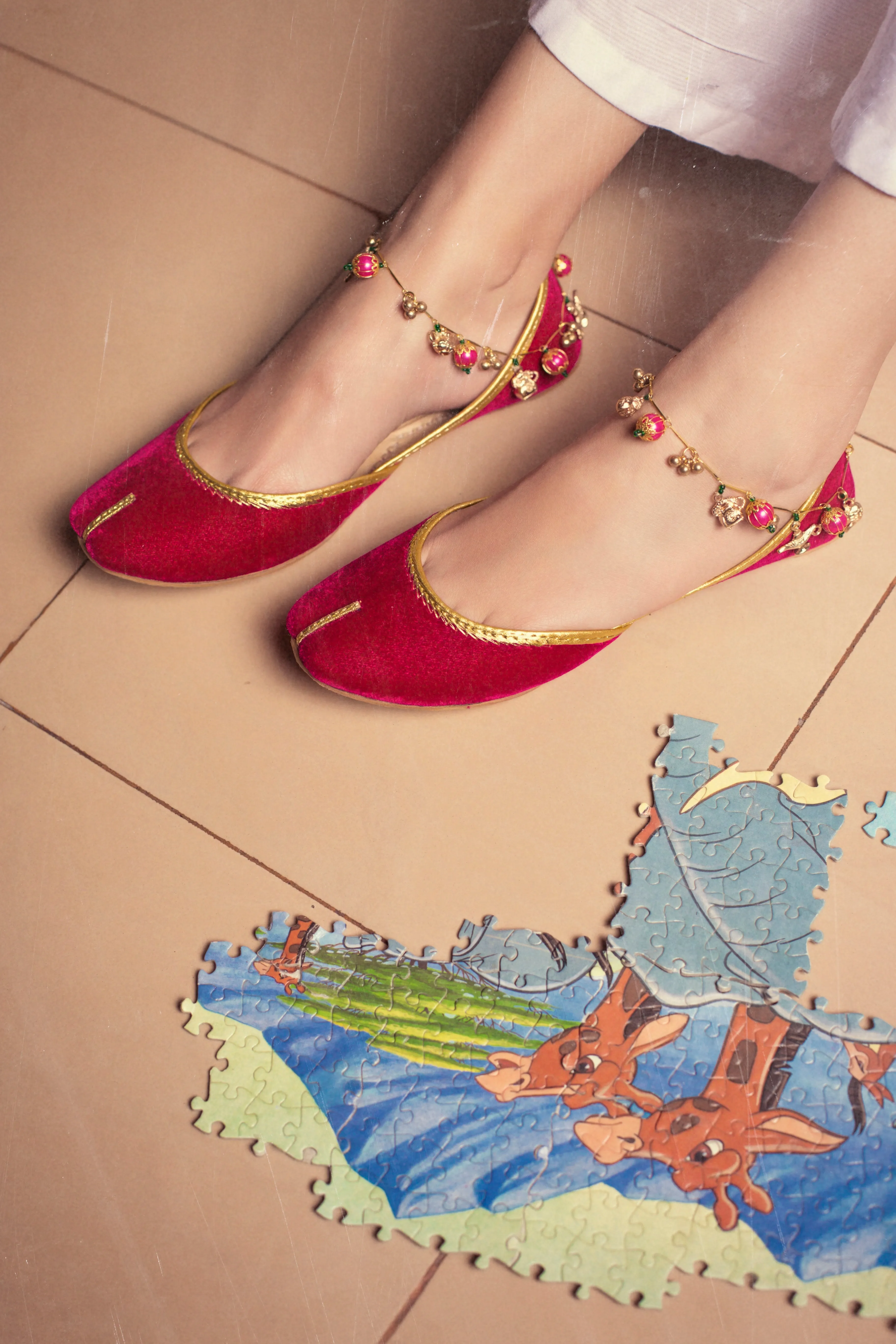 Velvet Khussa